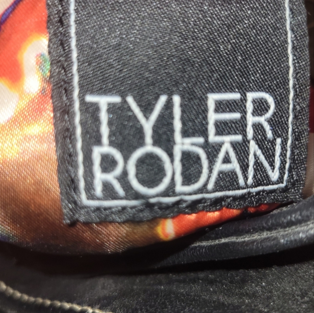 Tyler Rodan purse - Picture 6 of 8
